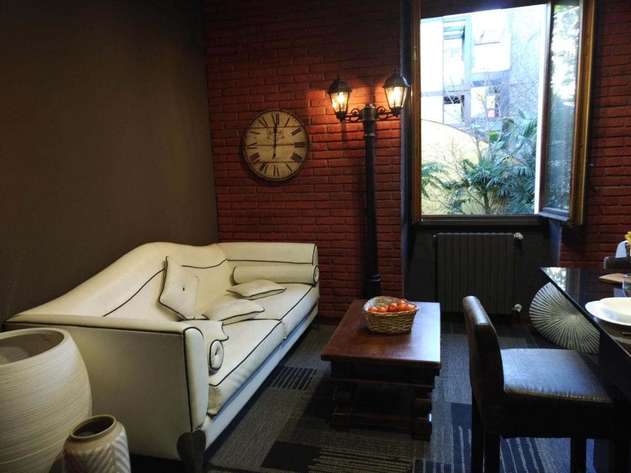 Experience Milano Style Apartment ภายนอก รูปภาพ